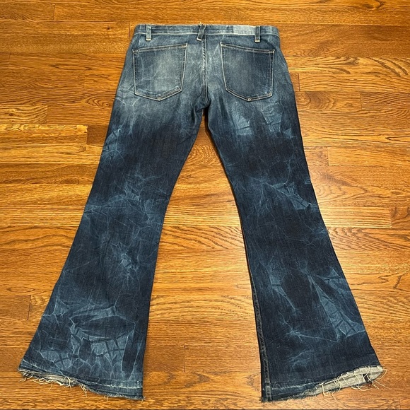 Textile Elizabeth & James Tie Dye Flare Jeans - Picture 3 of 8